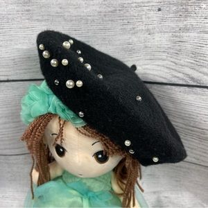 14th & Union Black Wool Faux Pearls Beret